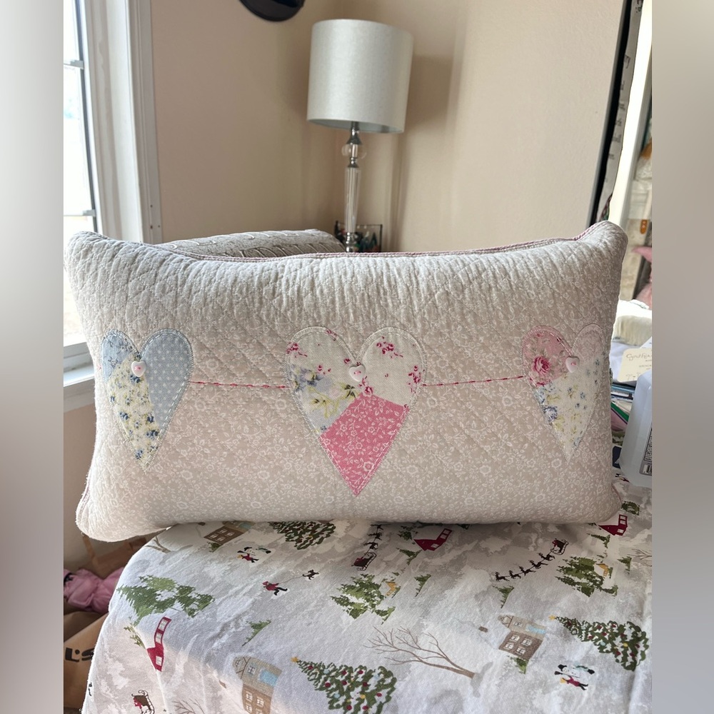 Shabby chic valentine pillow